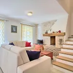 Villa Azura